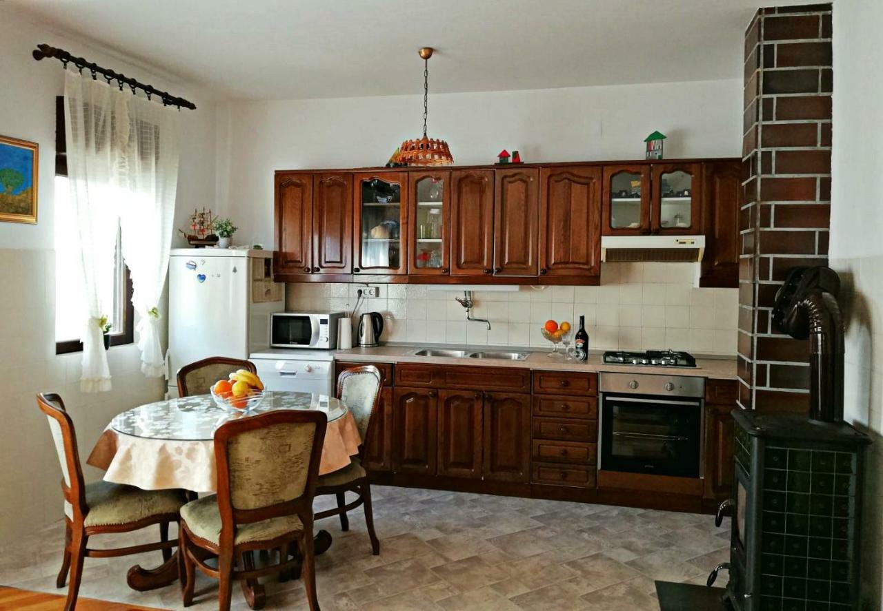 Apartmani Anda Trogir Exteriör bild
