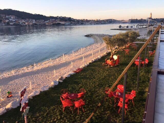 Apartmani Anda Trogir Exteriör bild