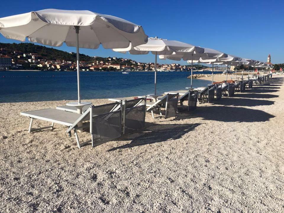 Apartmani Anda Trogir Exteriör bild