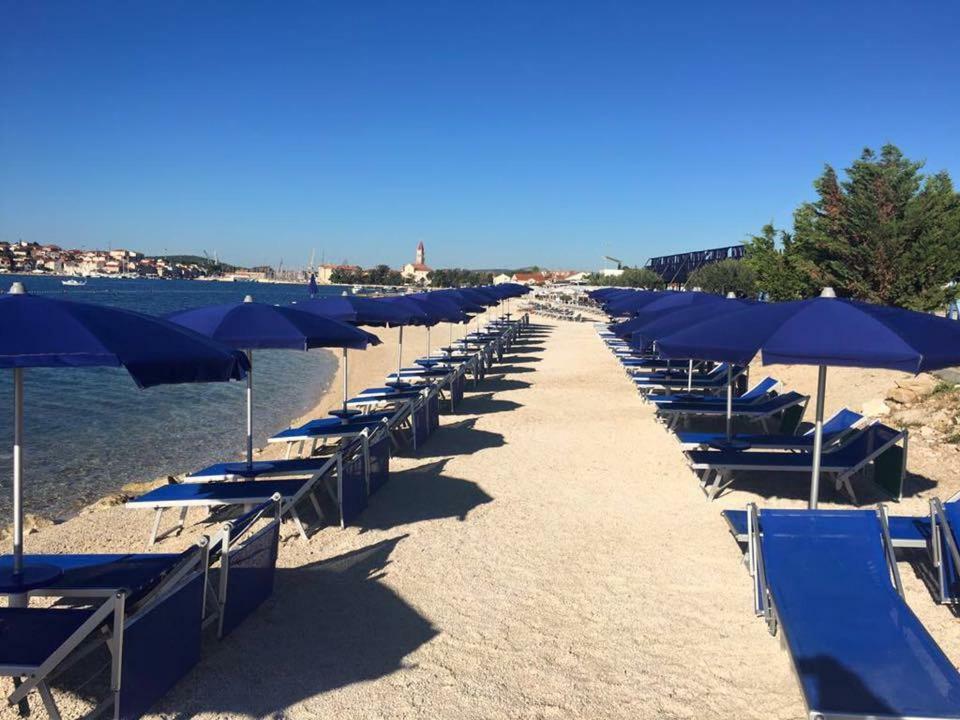 Apartmani Anda Trogir Exteriör bild